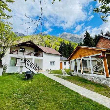 Bed and Breakfast Bujtina Arlindi Вальбоне Екстер'єр фото